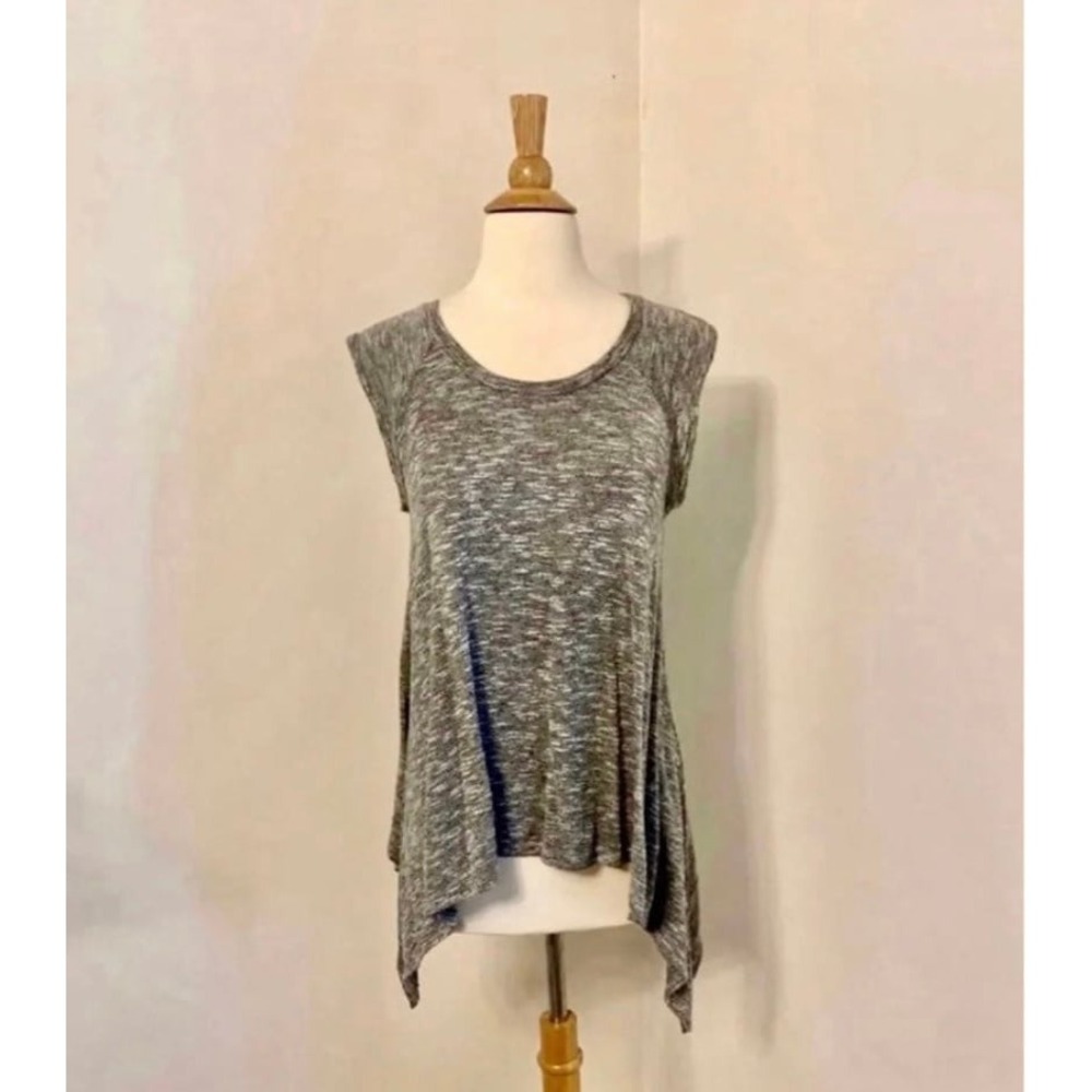 Francesca's Collections Los Angeles Fire Asymmetrical Sleeveless Top‎